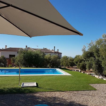 Apartamentos Rurales La Dehesa Del Acebuche Jaén Exteriör bild