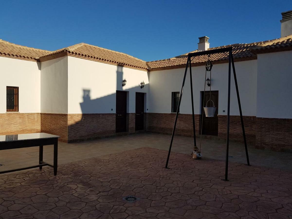 Apartamentos Rurales La Dehesa Del Acebuche Jaén Exteriör bild